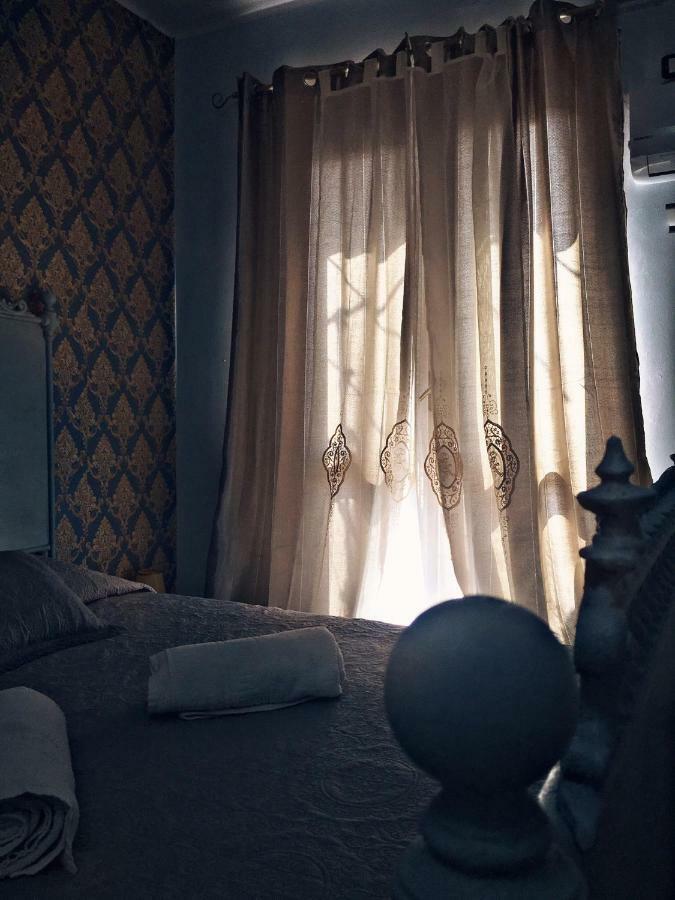 B&B Dimora Chic Gioia Tauro Cameră foto